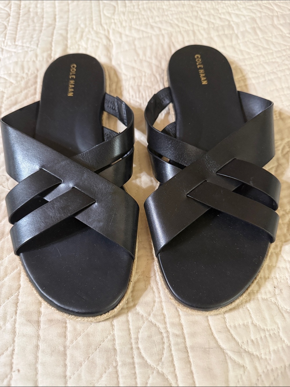 Cole Haan Black Crisscross Leather Slide Sandals 9.5. NWOT